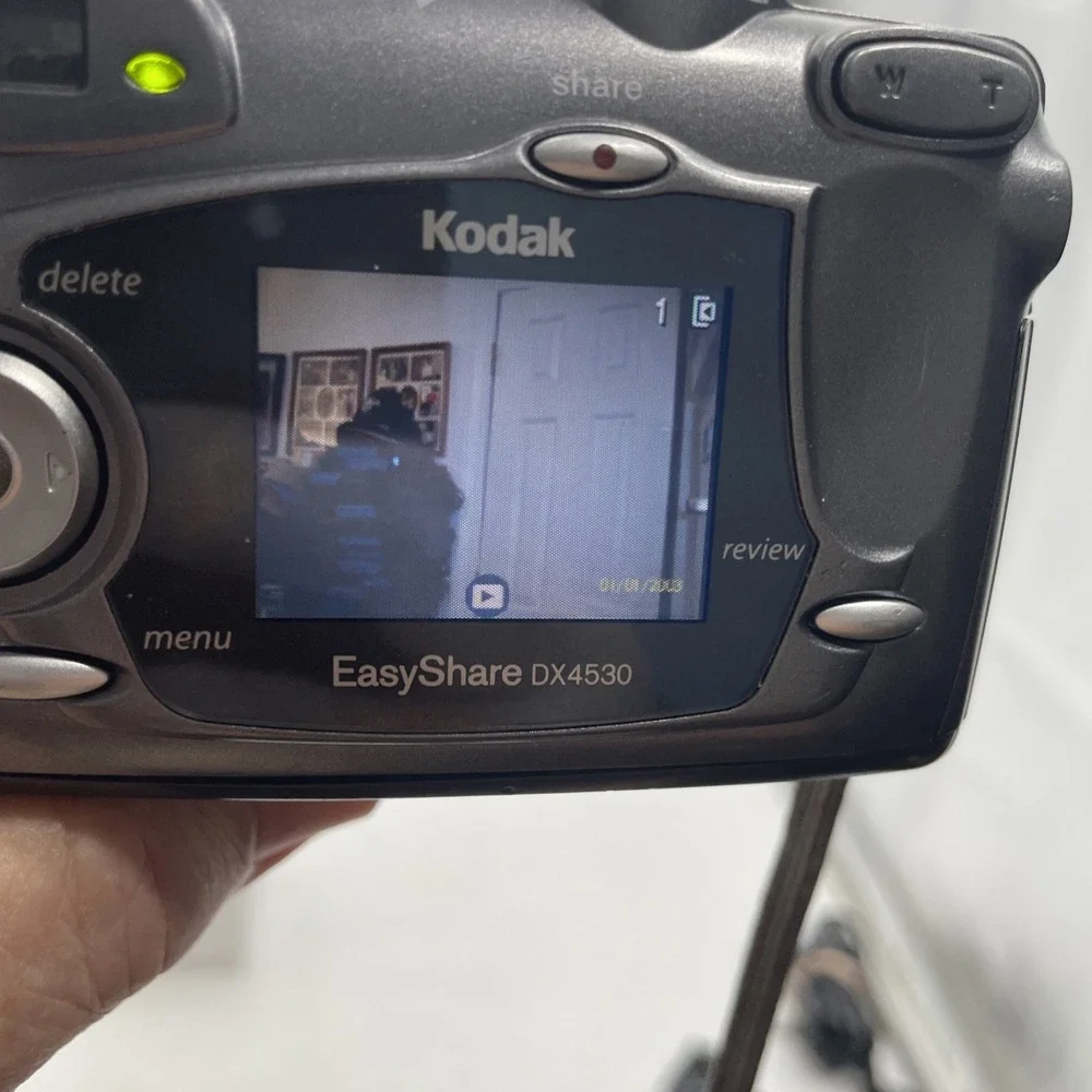 Kodak EasyShare DX4530 5MP Digital Camera 3X Zoom+ Battery+SD Card